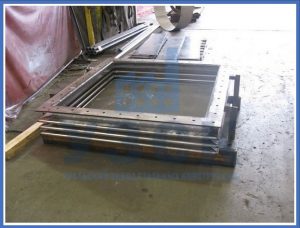 прямоугольные линзовые компенсаторы в Жуковском